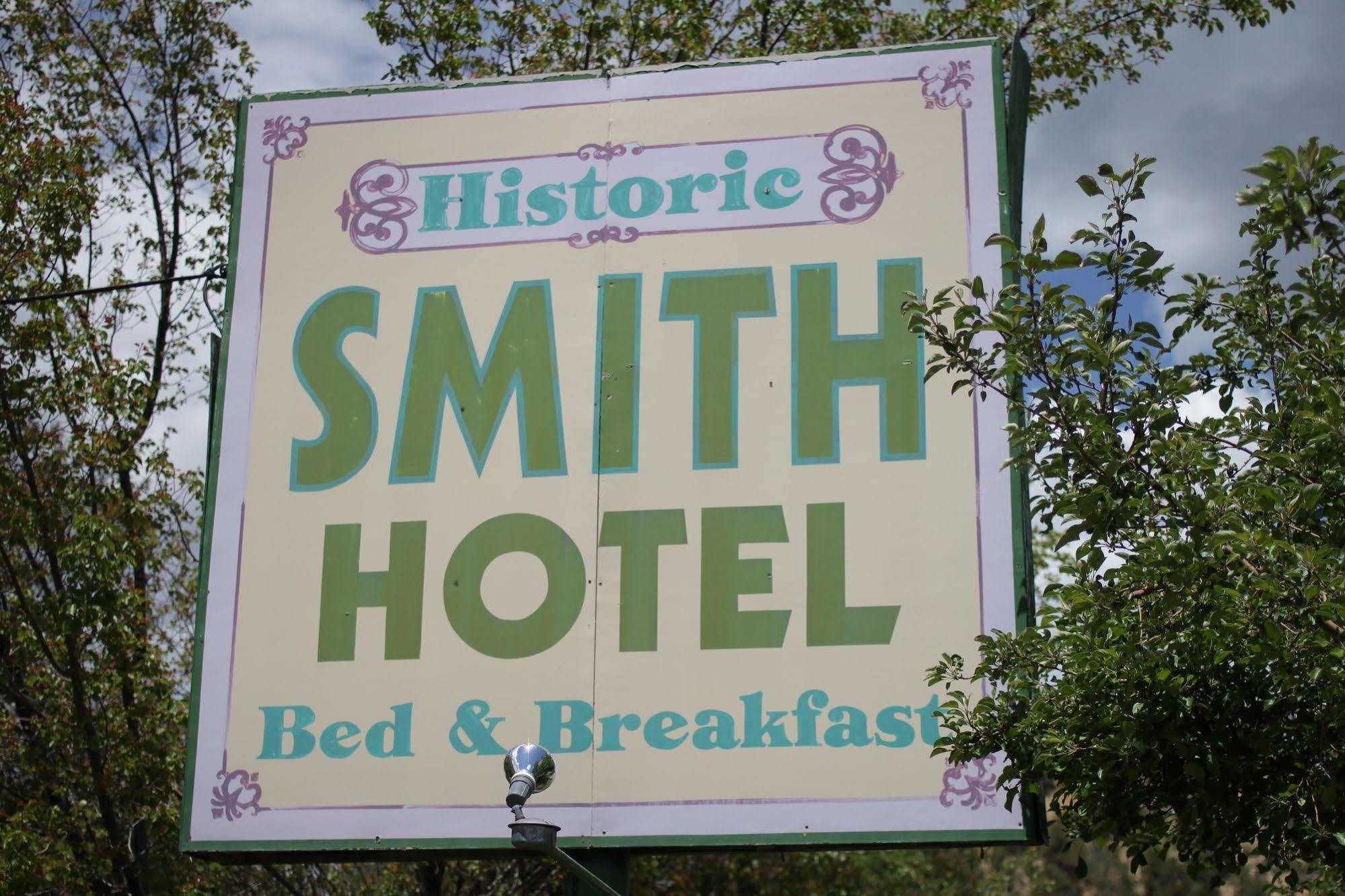 Historic Smith Hotel B&B Глендейл Екстериор снимка